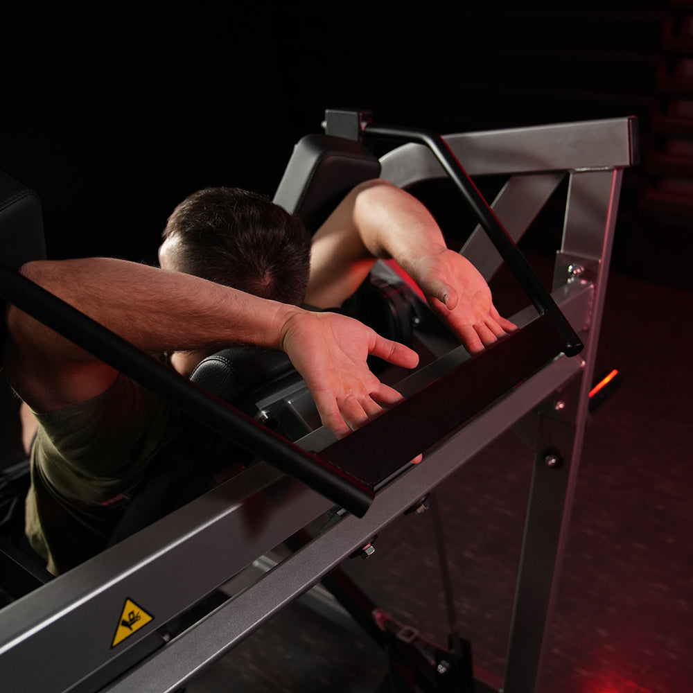 Hammer Strength Plate-Loaded Pullover