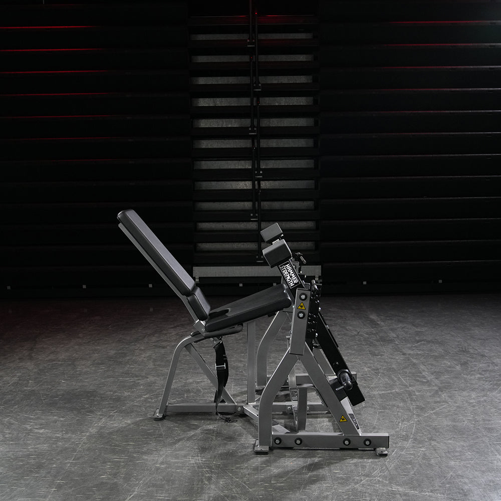 Hammer Strength Plate-Loaded Iso-Lateral Leg Extension