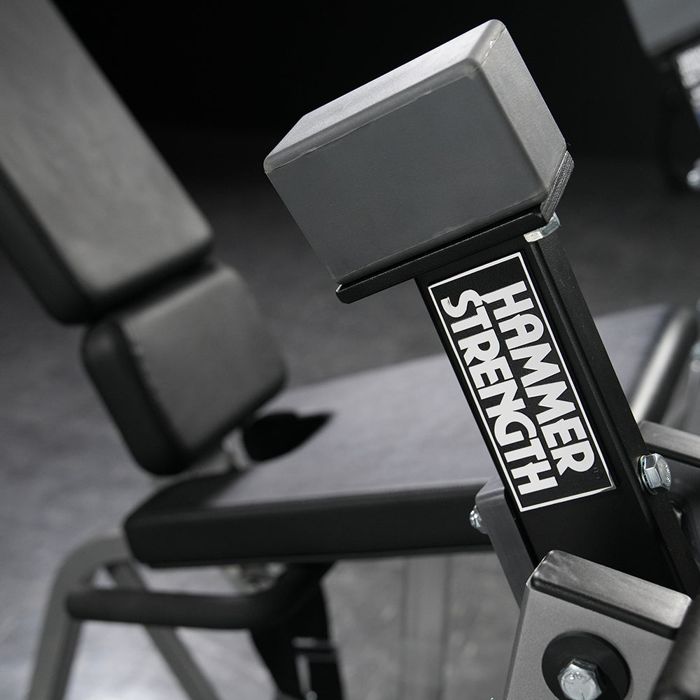 Hammer Strength Plate-Loaded Iso-Lateral Leg Extension