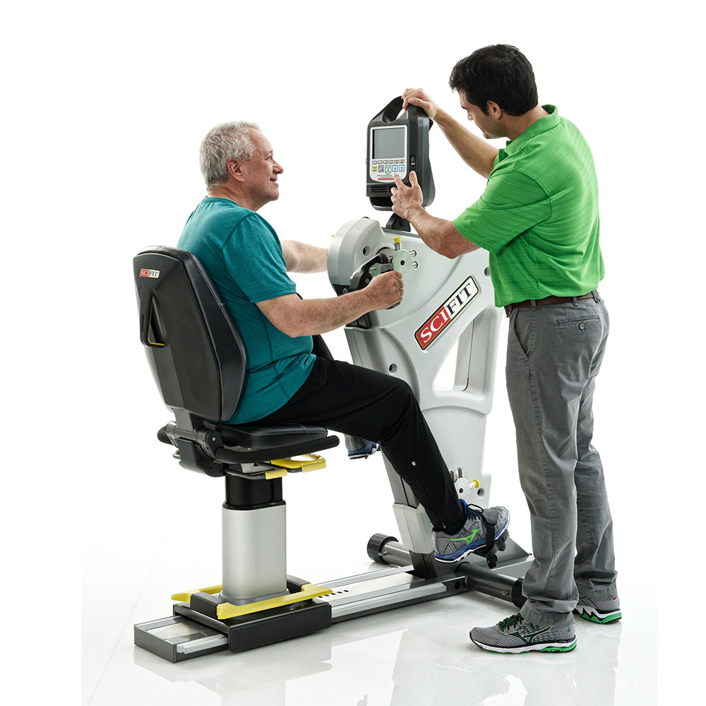 Man and trainer using PRO2 machine