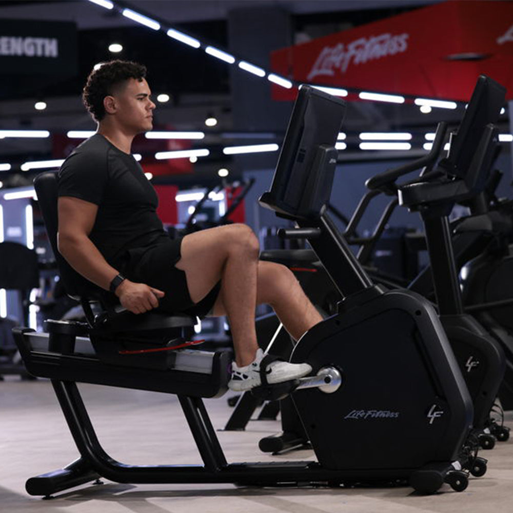 Life Fitness Club Series+ Recumbent Bike