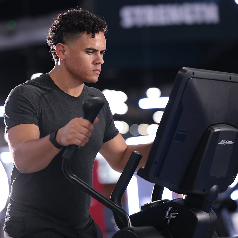 Life Fitness 9100 HR Treadmill - Flex Deck – WCS Fitness