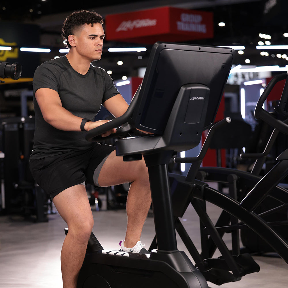 Club Series+ Upright Lifecycle® Bike | Life Fitness Shop