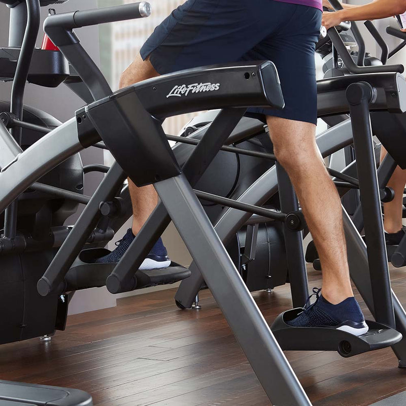 Lower Body Arc Trainer | Life Fitness Shop