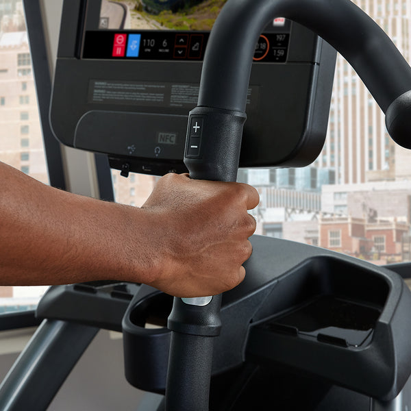 Club Series+ Total Body Arc Trainer | Life Fitness Shop